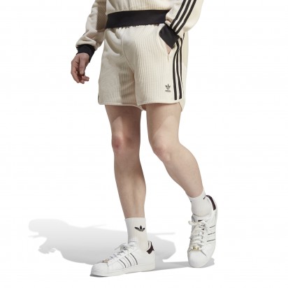 Q2 SHORTS WONDER WHITE