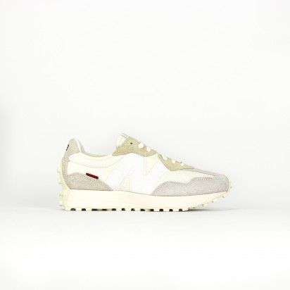 327 BEIGE TIMBERWOLF